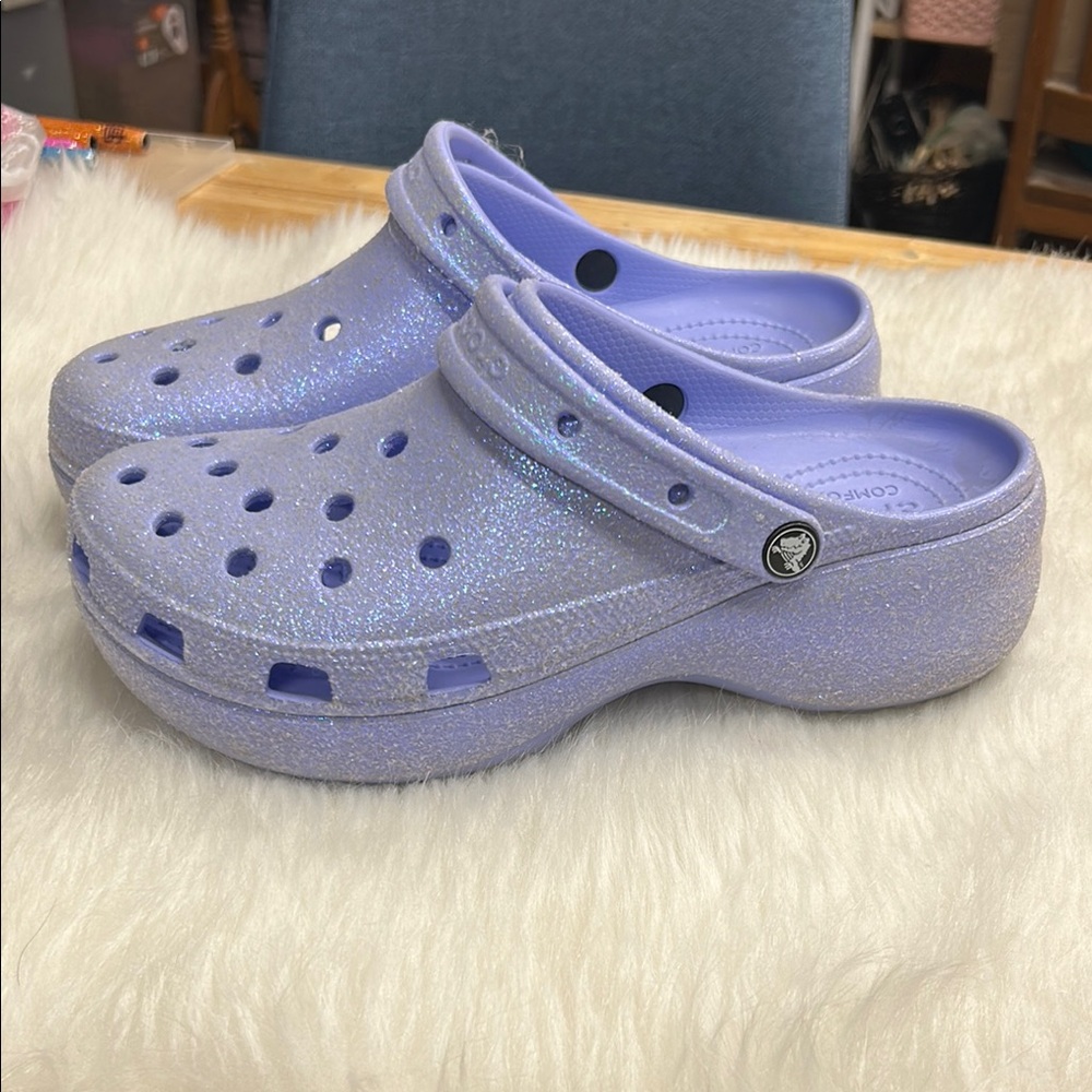 CROCS Sparkling Lilac Clogs